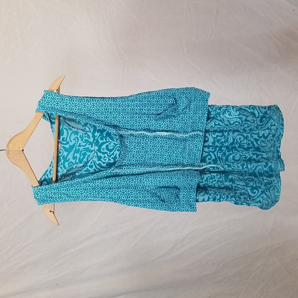 Athleta summer top